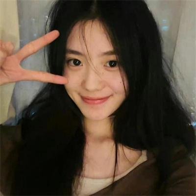 她在梦中跳舞